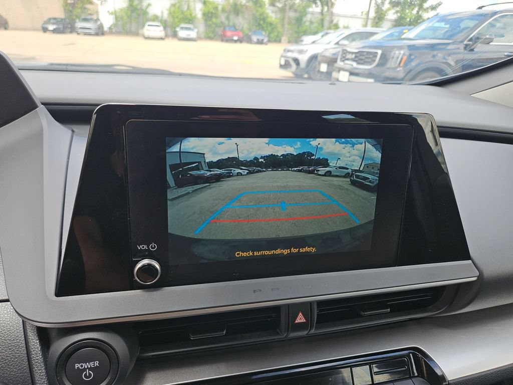 Used 2025 Toyota Prius LE FWD image 23