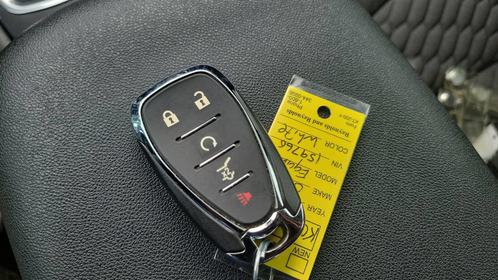Used 2021 Chevrolet Equinox LT FWD image 23