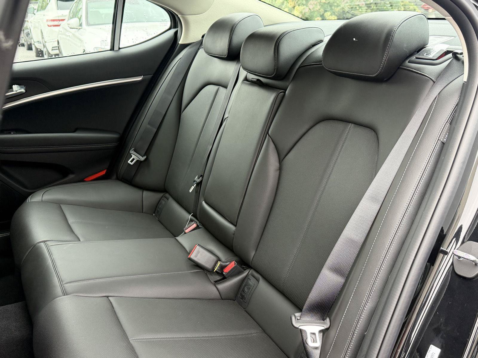 New 2027 Genesis G70 2.5T RWD image 30