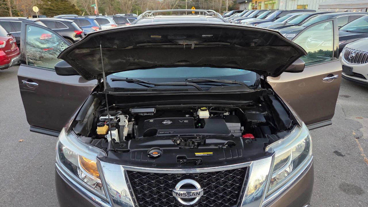 Used 2015 Nissan Pathfinder SV w/ Cargo Package image 46