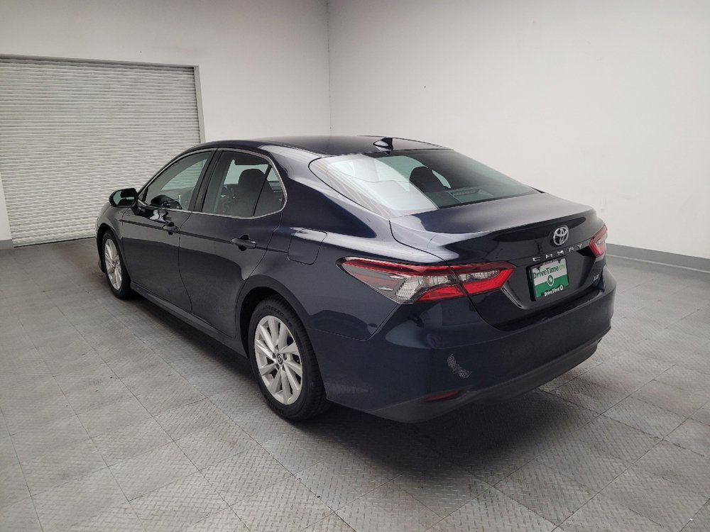 Used 2021 Toyota Camry LE FWD image 5