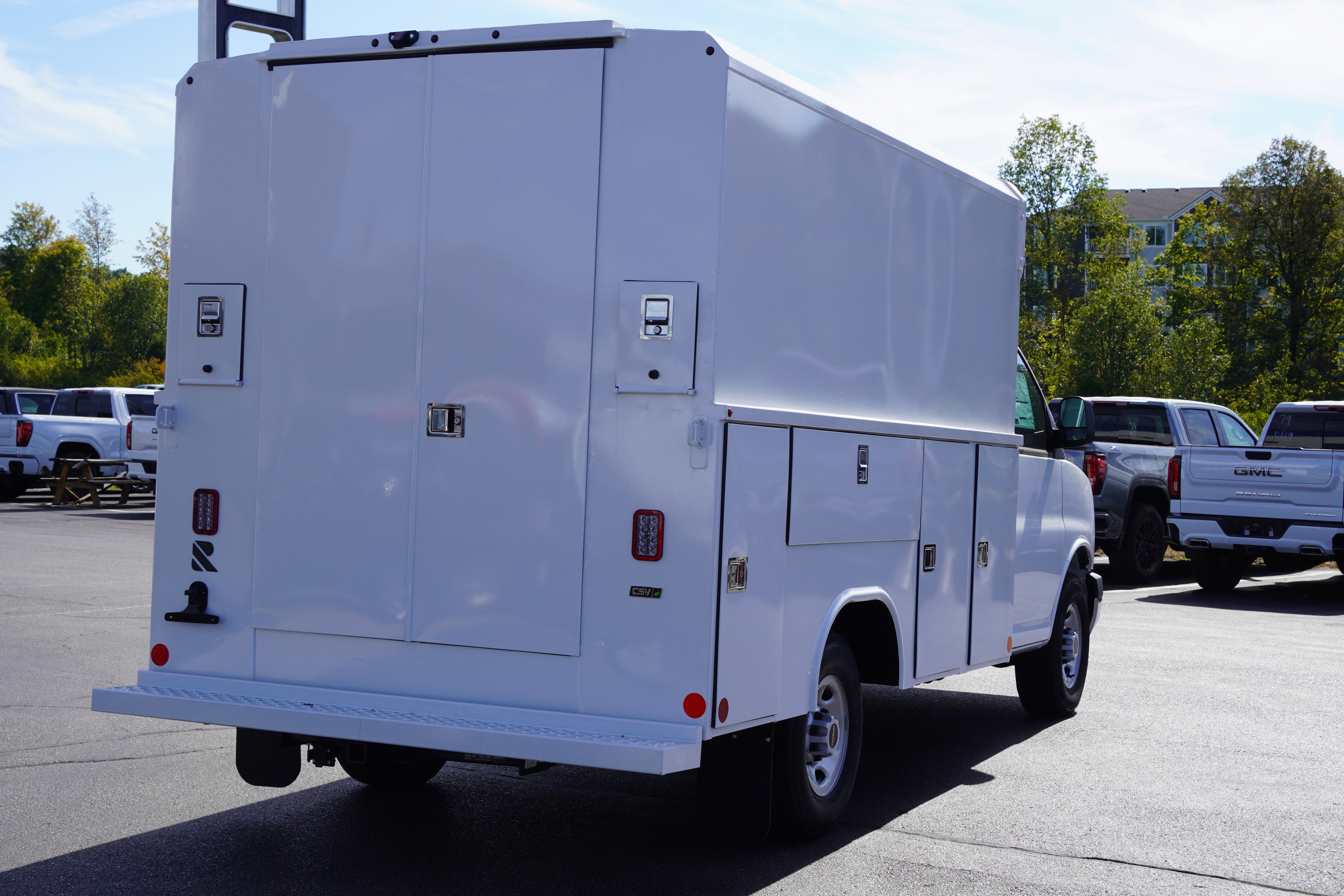New 2025 GMC Savana 3500 w/ Power Convenience Package image 7