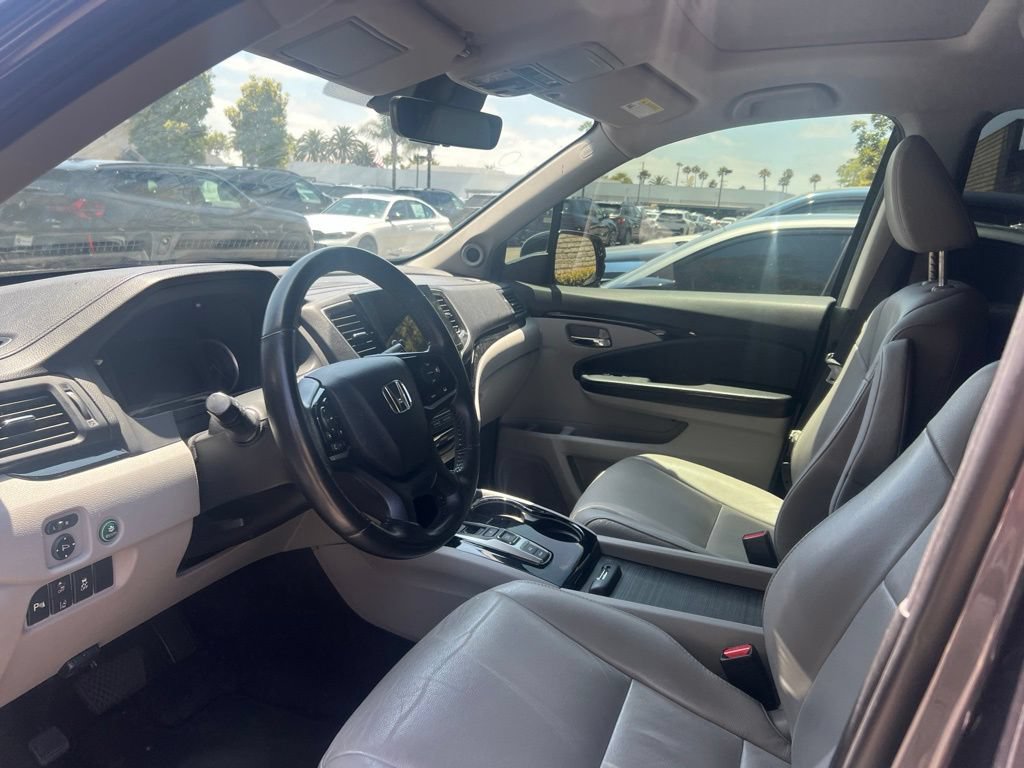 Used 2019 Honda Pilot Touring image 13