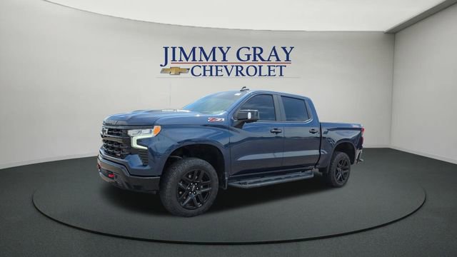 Used 2022 Chevrolet Silverado 1500 LT Trail Boss w/ LT Trail Boss Premium Package AWD/4WD video 1