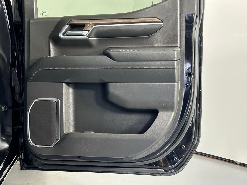 Used 2024 Chevrolet Silverado 1500 LT w/ Leather Package image 12