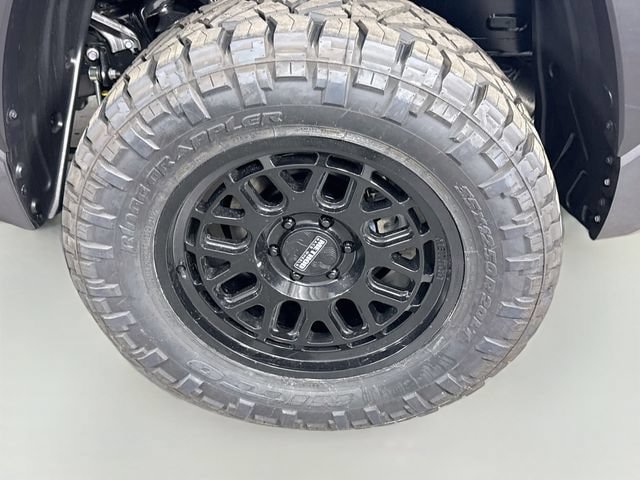 New 2026 Toyota Tundra Limited AWD/4WD image 31