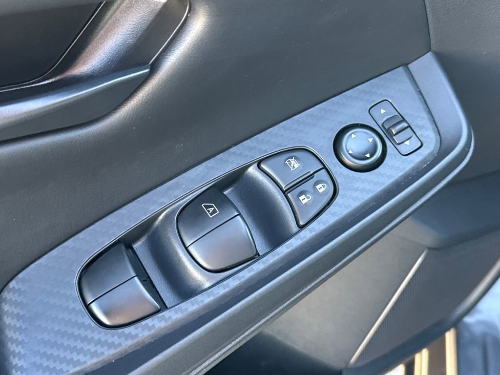 Used 2025 Nissan Sentra S image 19