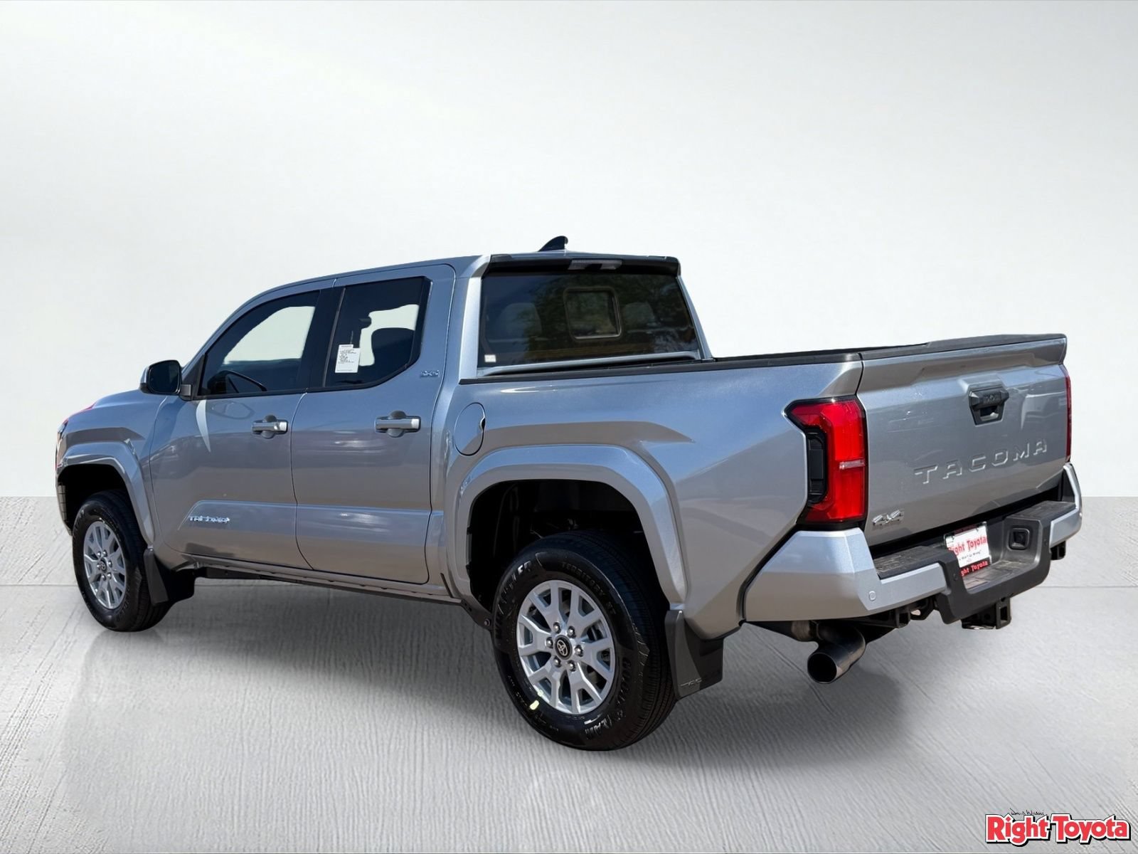 New 2026 Toyota Tacoma SR5 AWD/4WD image 4