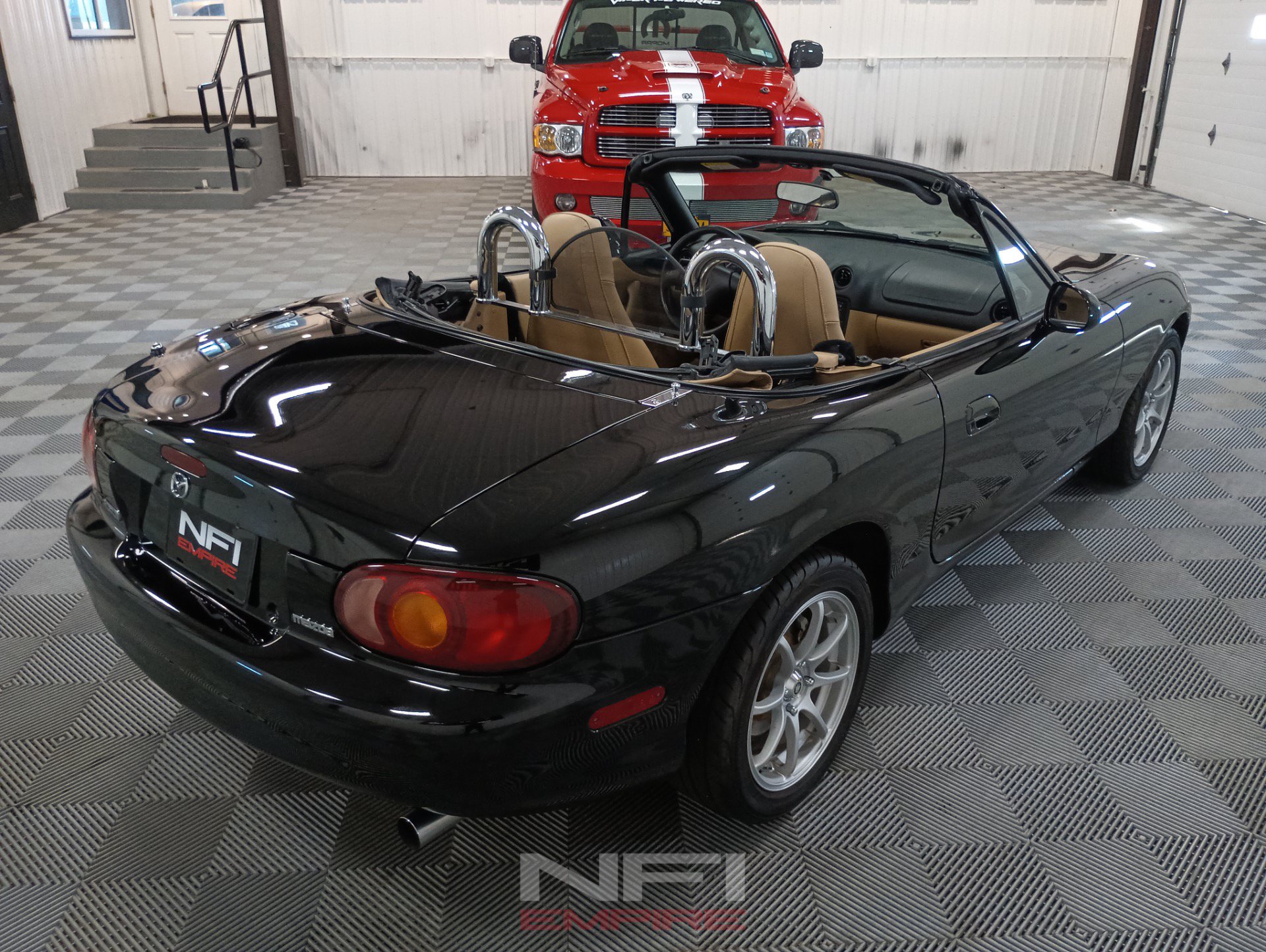 Used 1999 MAZDA MX-5 Miata RWD image 14