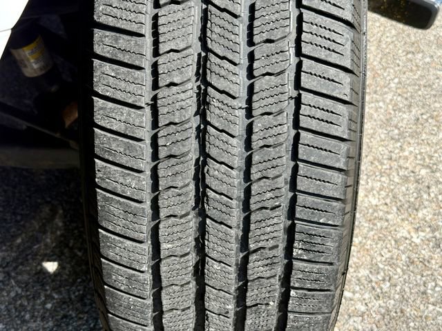 Used 2019 Chevrolet Suburban LT w/ Max Trailering Package image 32