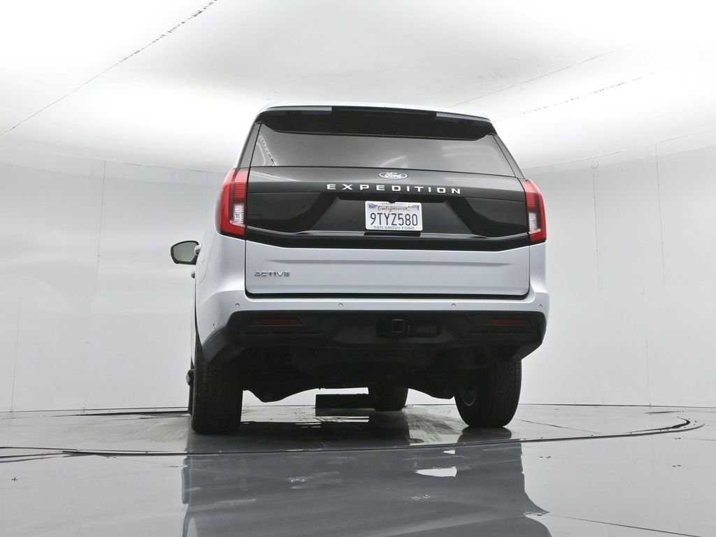 Used 2025 Ford Expedition Active image 50