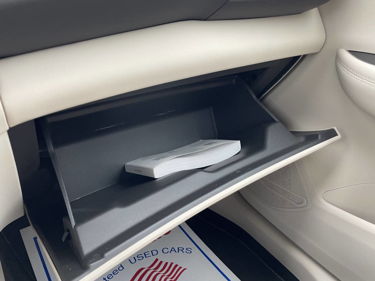 Used 2023 Buick Envision Essence image 27