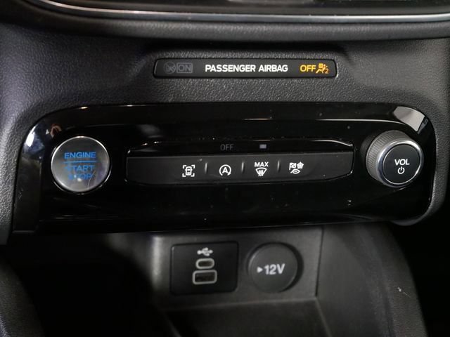 Certified 2025 Ford Escape Platinum AWD/4WD image 25