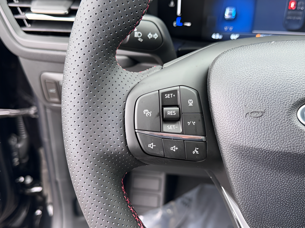 New 2026 Ford Escape ST-Line w/ Tech Pack #1 FWD image 15