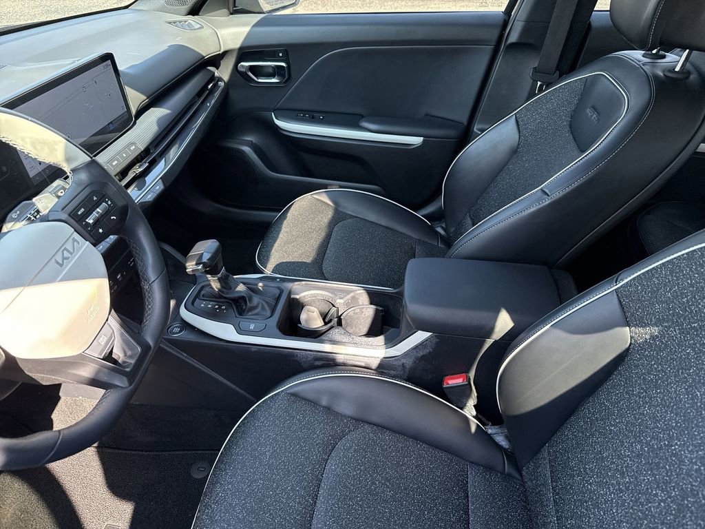 Used 2025 Kia K4 GT-Line image 15