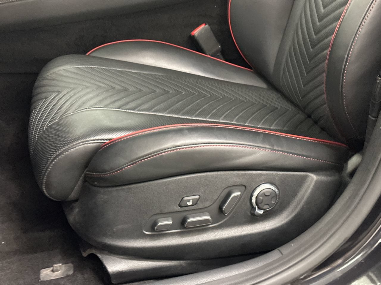 Used 2023 Genesis G80 3.5T Sport AWD/4WD image 14