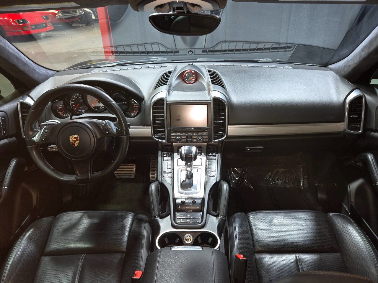 Used 2013 Porsche Cayenne GTS image 9