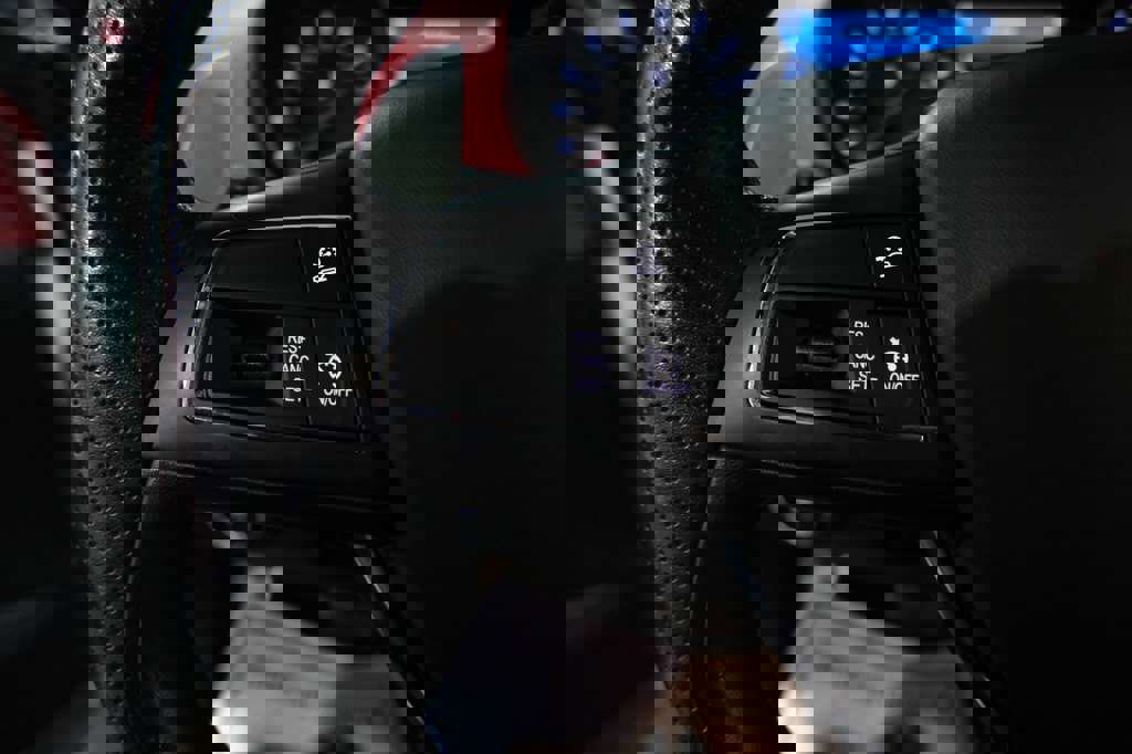 Used 2017 Maserati Levante S image 38