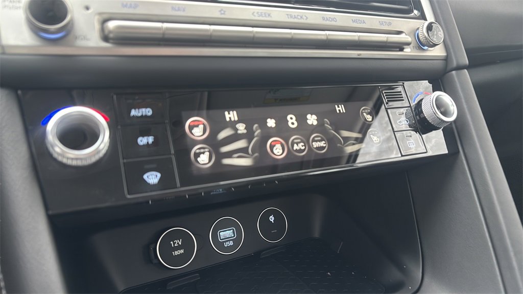 New 2026 Genesis G70 2.5T Prestige image 24