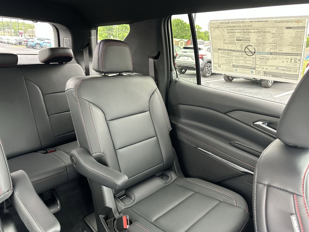New 2026 Chevrolet Traverse Z71 w/ Enhanced Driving Package AWD/4WD image 12