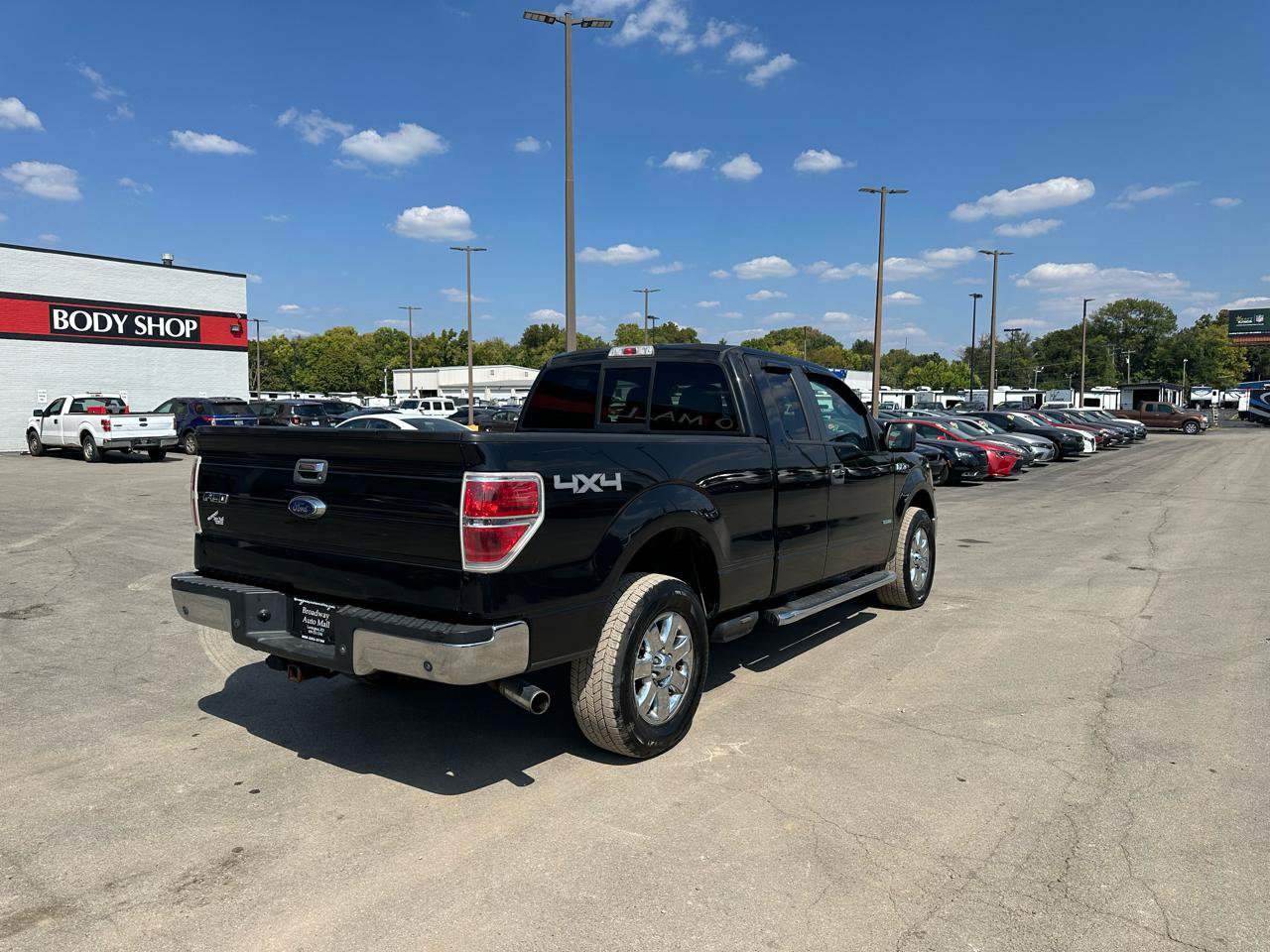 Used 2014 Ford F150 XLT w/ Equipment Group 302A Luxury AWD/4WD image 3