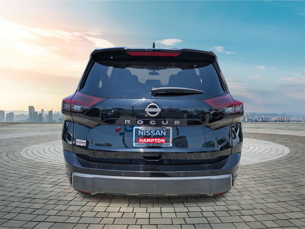 Certified 2025 Nissan Rogue SV FWD image 6