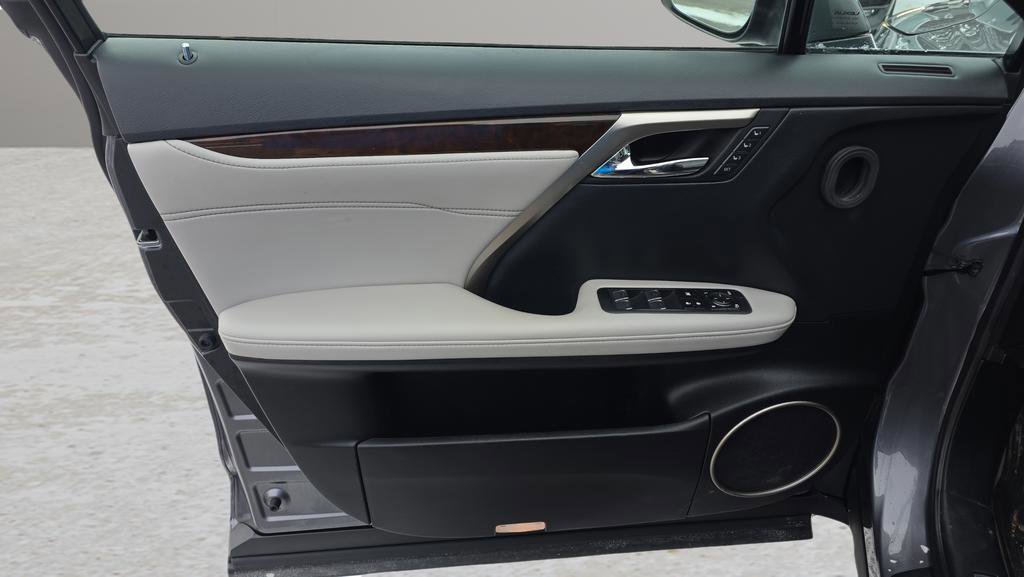 Used 2019 Lexus RX 350 AWD w/ Navigation Package image 9