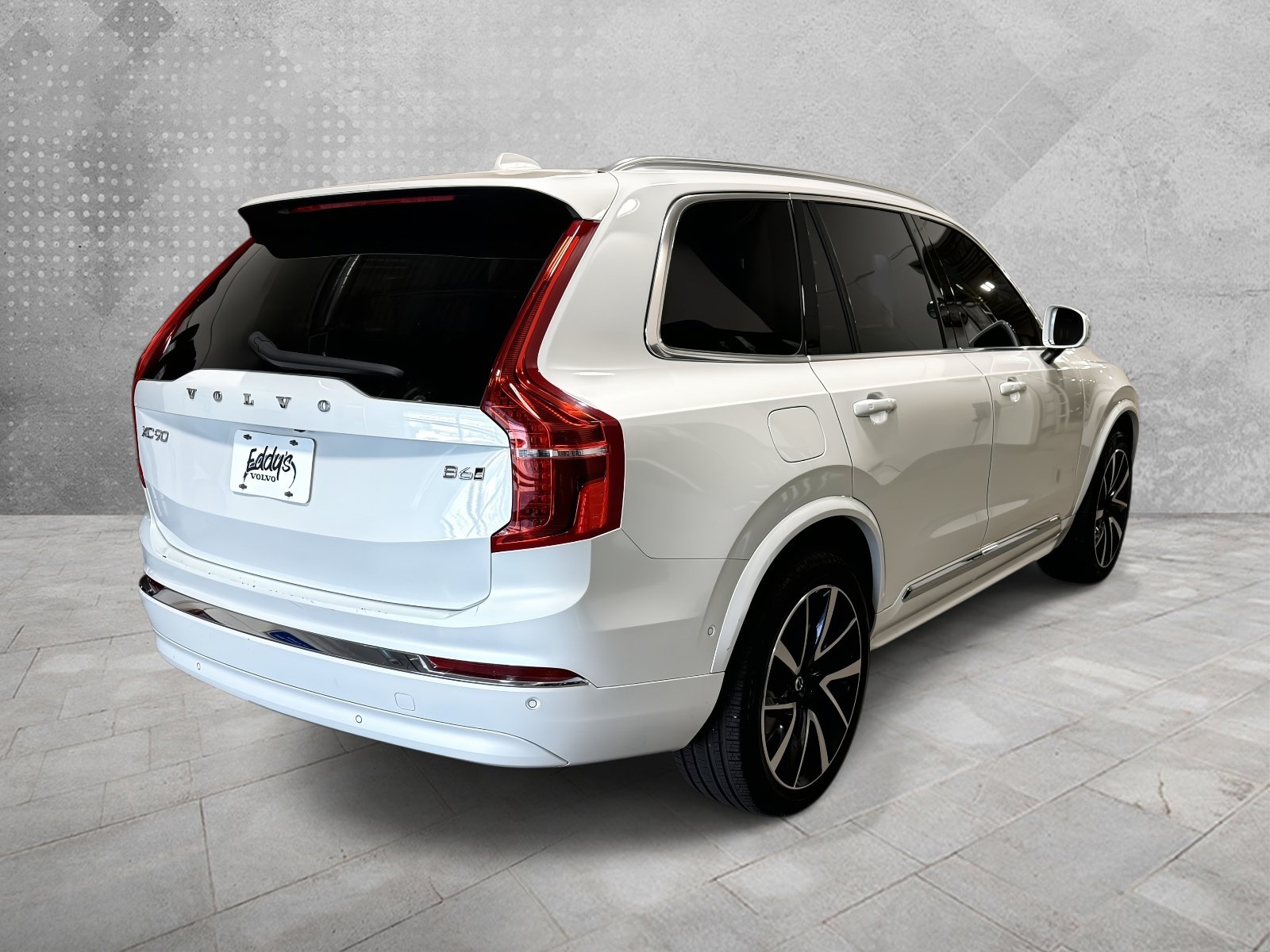 Used 2024 Volvo XC90 B6 Ultimate w/ Protection Package AWD/4WD image 6