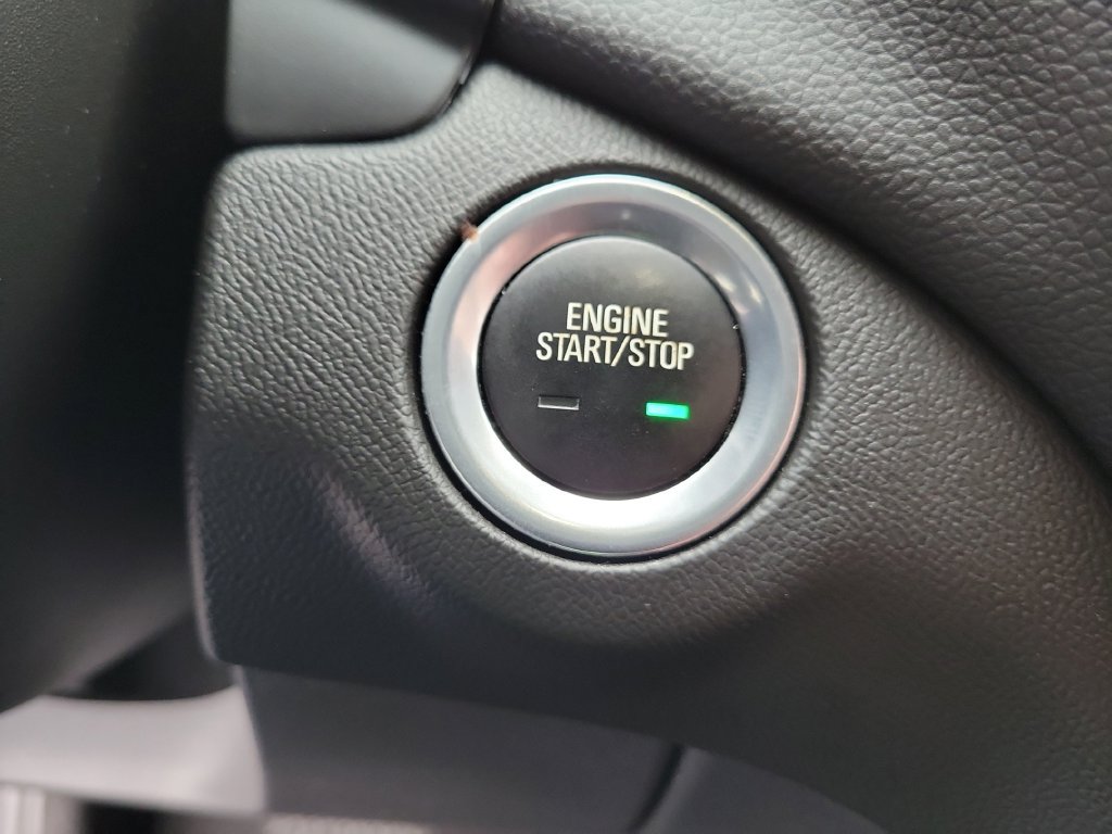 Used 2023 Chevrolet Equinox LT FWD image 34