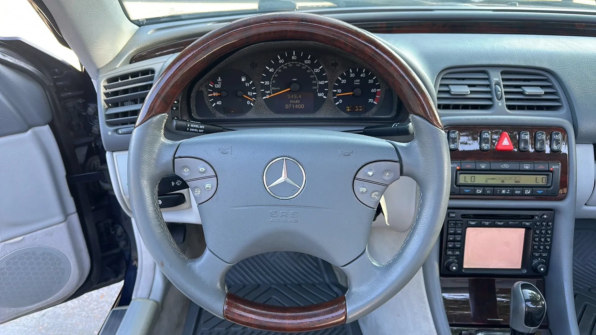 Used 2001 Mercedes-Benz CLK 320 Cabriolet w/ K2 Opt Pkg image 24