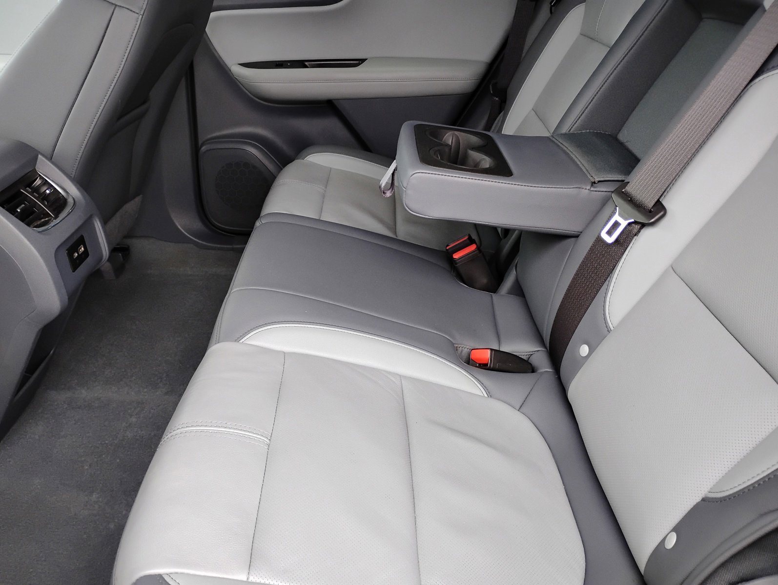 Used 2019 Chevrolet Blazer LT image 17