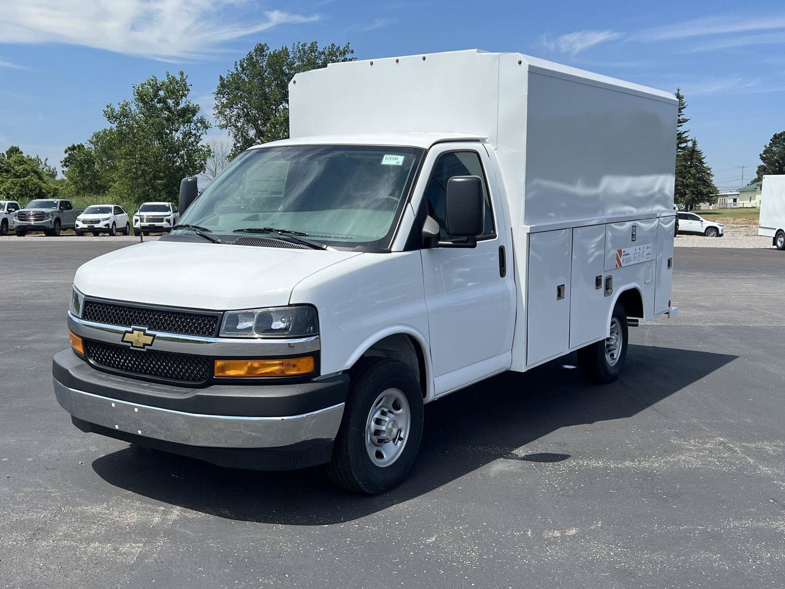 New 2026 Chevrolet Express 3500 w/ Power Convenience Package RWD image 5