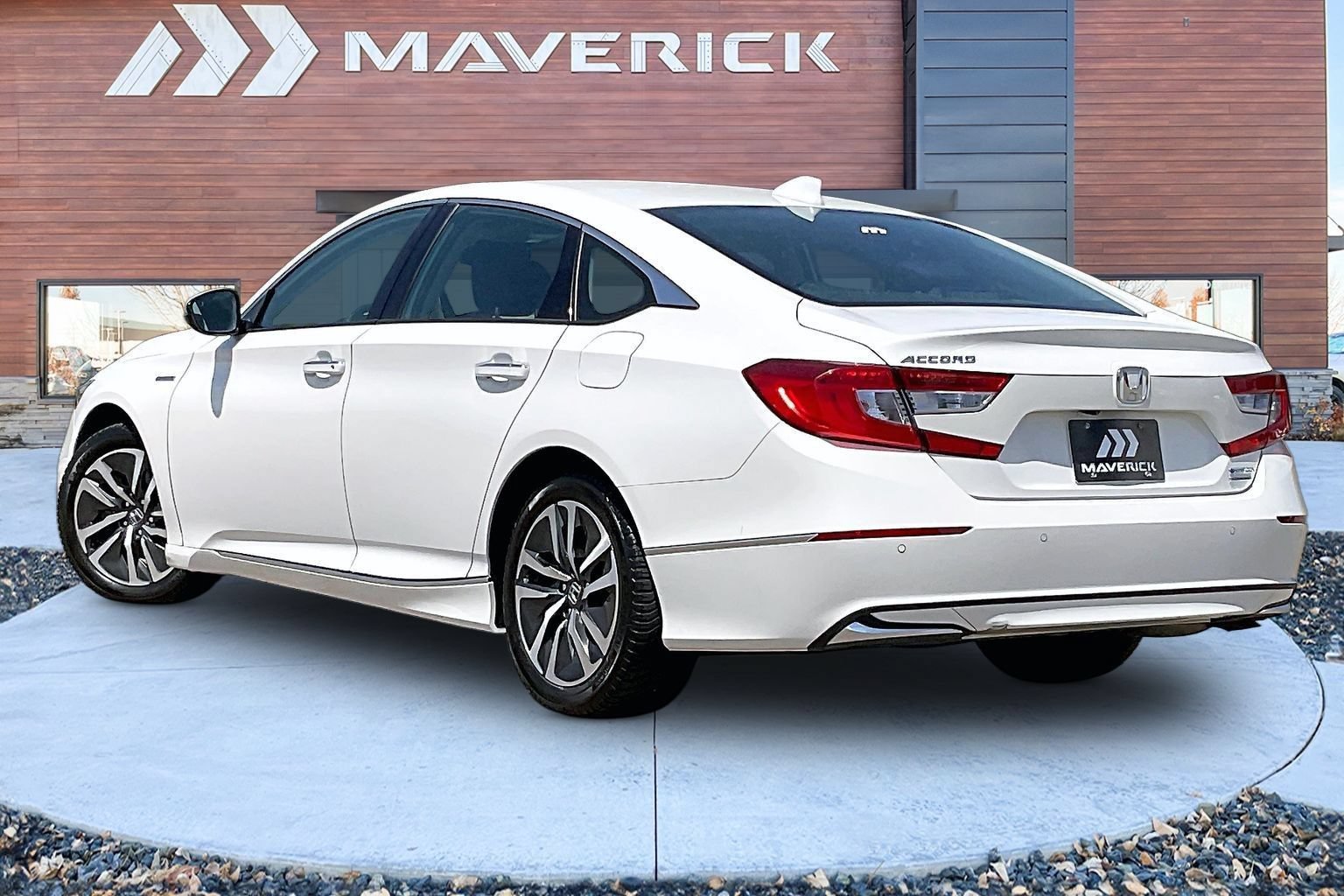 Used 2020 Honda Accord Touring image 4