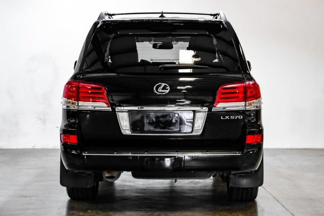 Used 2014 Lexus LX 570 4WD image 12