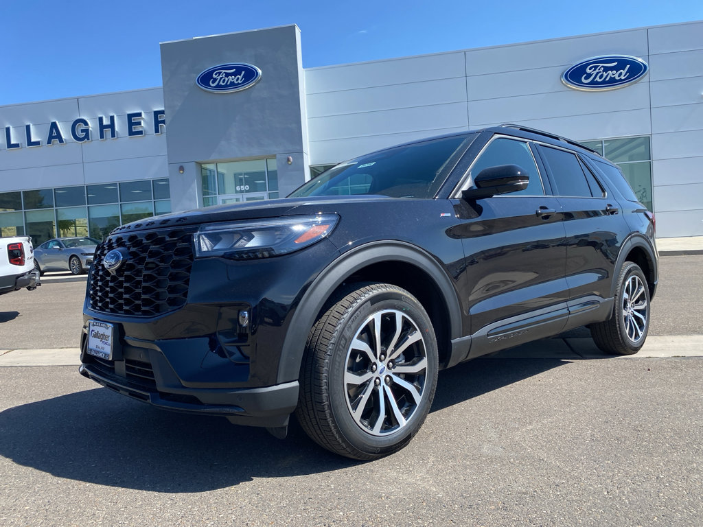 New 2025 Ford Explorer ST-Line