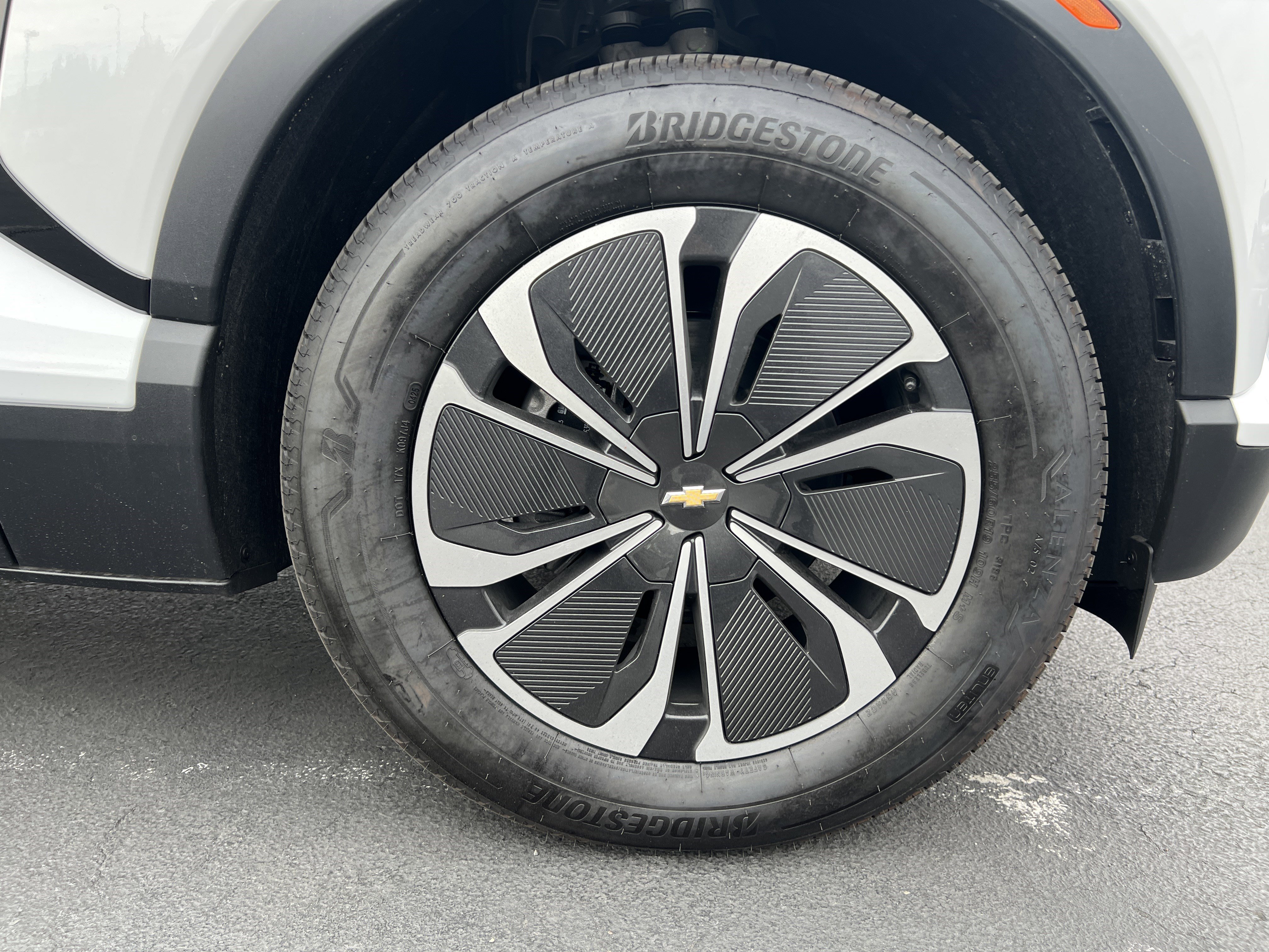 New 2025 Chevrolet Blazer EV LT image 10