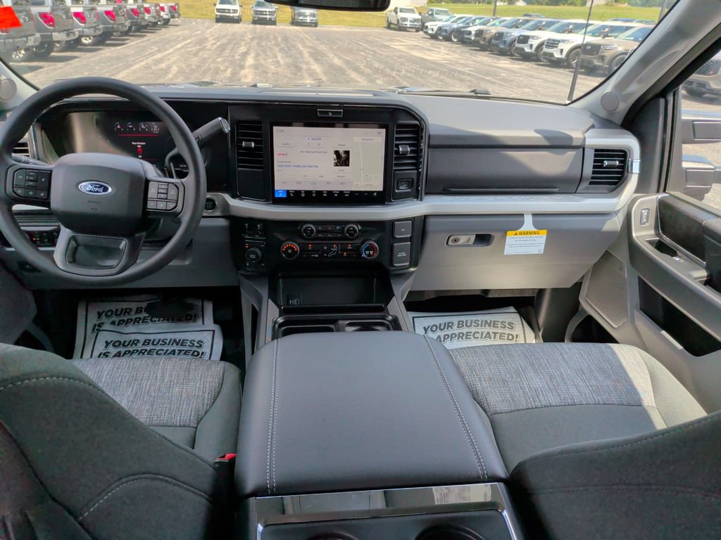 New 2026 Ford F250 XLT w/ XLT Premium Package AWD/4WD image 15