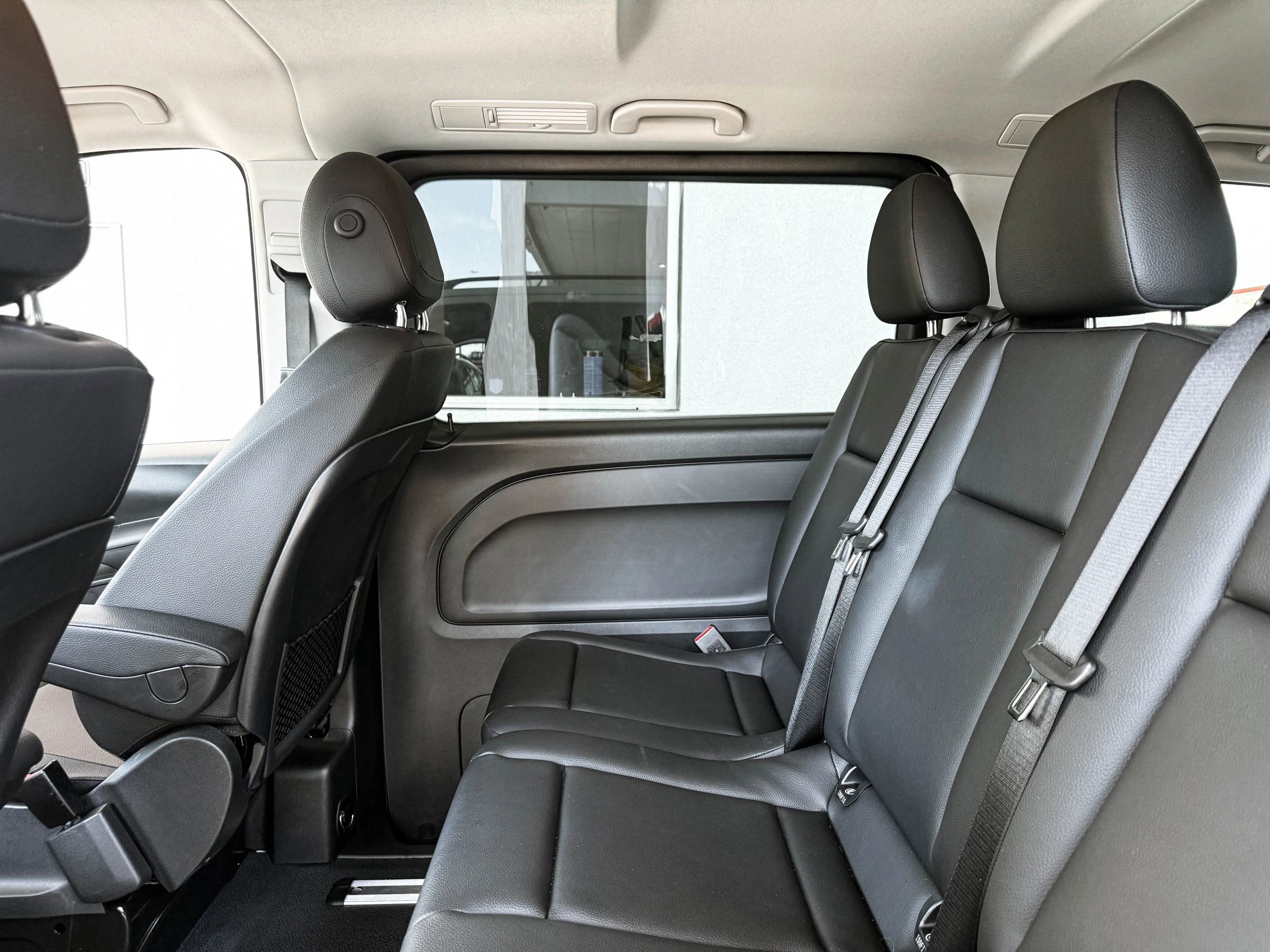 Used 2023 Mercedes-Benz Metris Passenger image 27