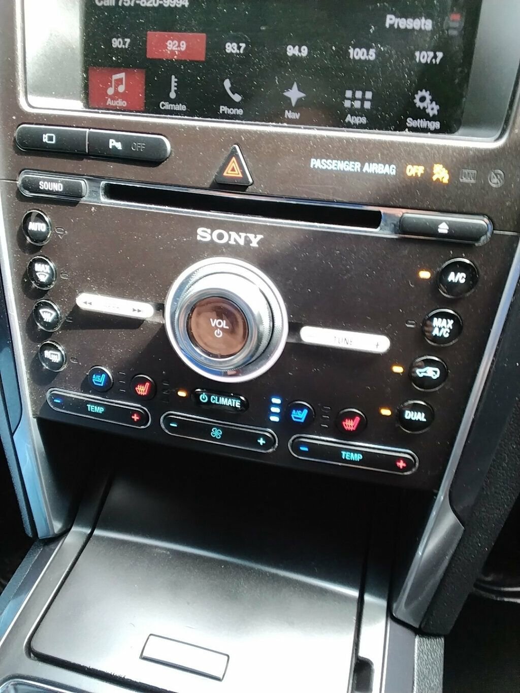 Used 2017 Ford Explorer Sport w/ Equipment Group 401A AWD/4WD image 29