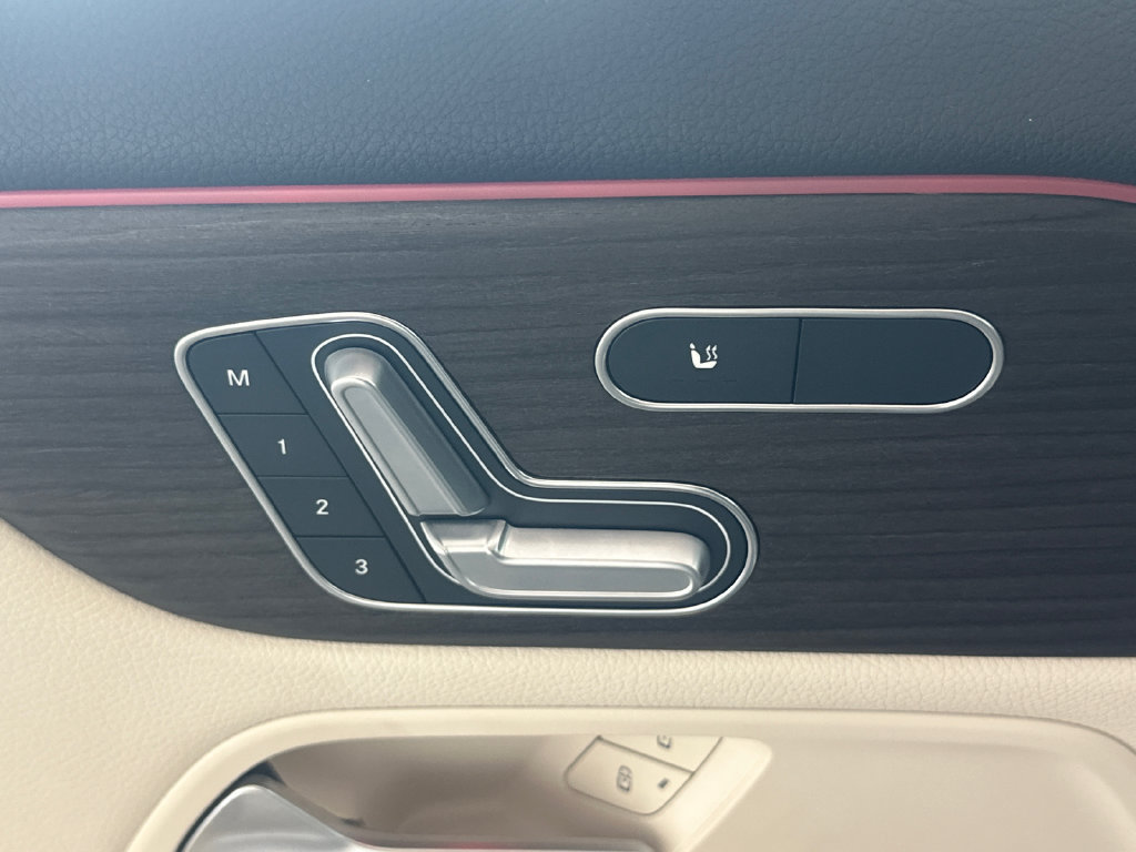 Certified 2026 Mercedes-Benz GLA 250 image 8