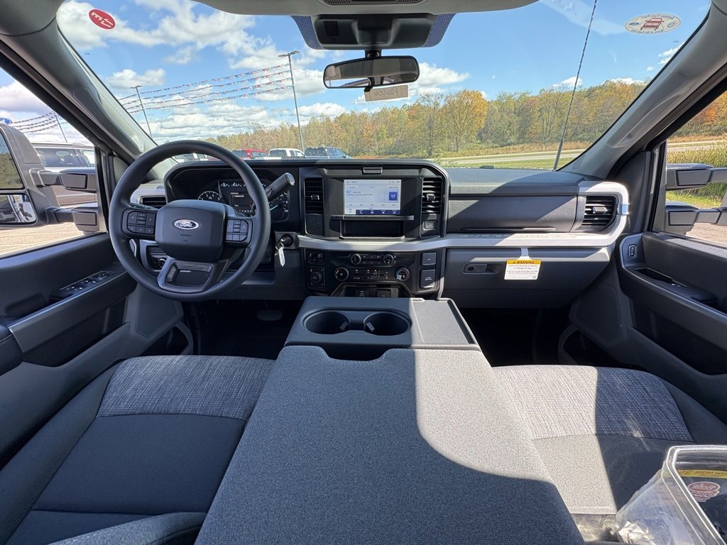 New 2026 Ford F350 XLT w/ 360-Degree Camera Package image 31