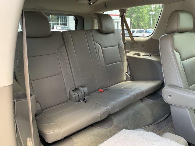 Used 2016 GMC Yukon XL SLT w/ Premium Edition AWD/4WD image 36