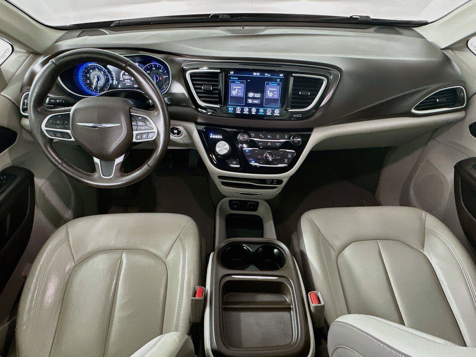Used 2018 Chrysler Pacifica Touring-L w/ Advanced Safetytec Group FWD image 31