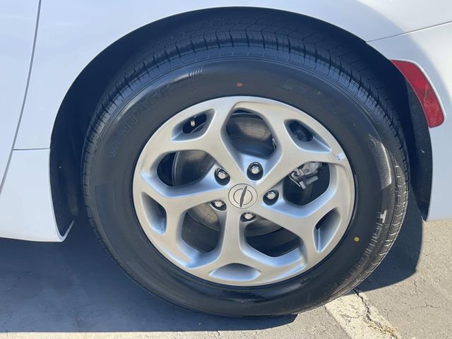 Used 2023 Chrysler Pacifica Limited image 37