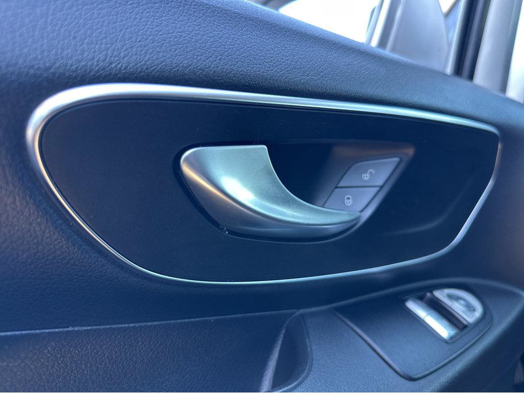 Used 2016 Mercedes-Benz Metris Passenger image 30
