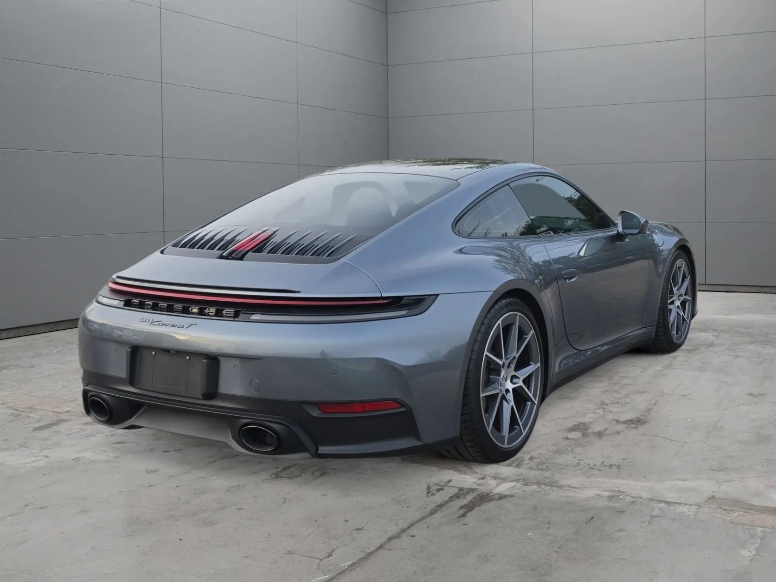 Used 2025 Porsche 911 Carrera T image 5