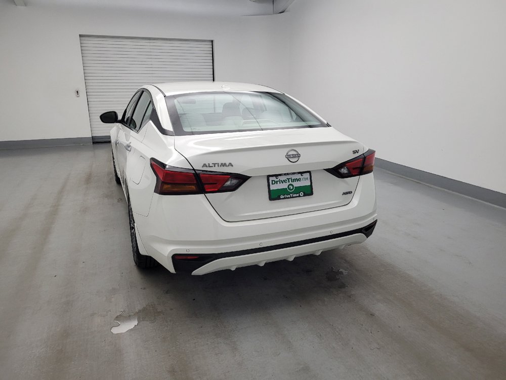 Used 2024 Nissan Altima 2.5 SV AWD/4WD image 6