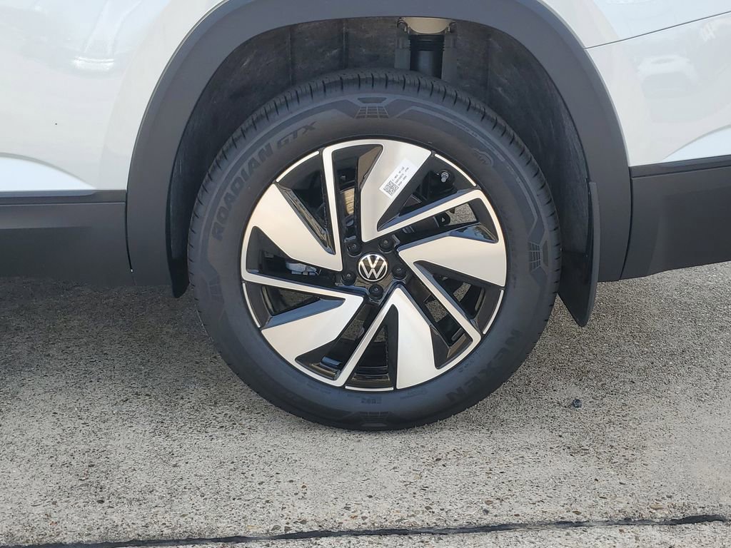 New 2026 Volkswagen Atlas SE FWD image 5