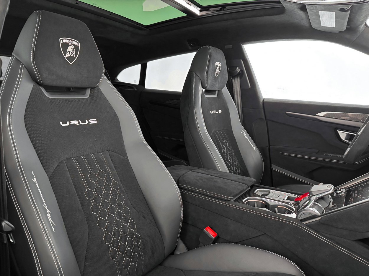Used 2024 Lamborghini Urus Performante image 28