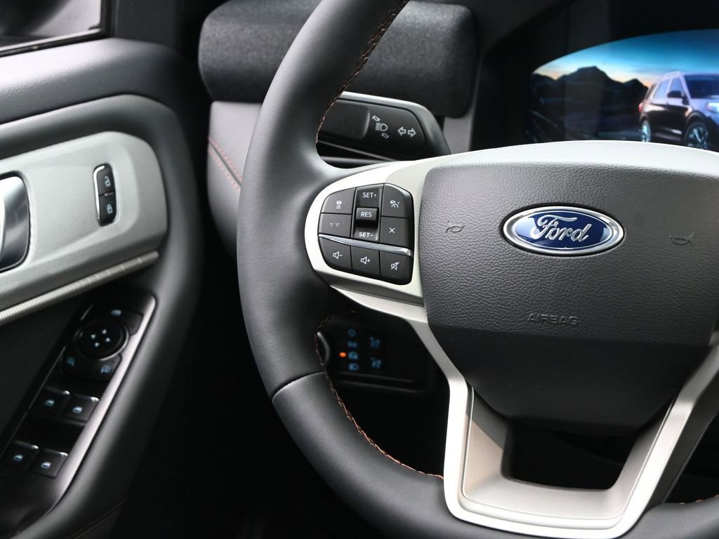 New 2026 Ford Explorer Active w/ Active Comfort Package image 31